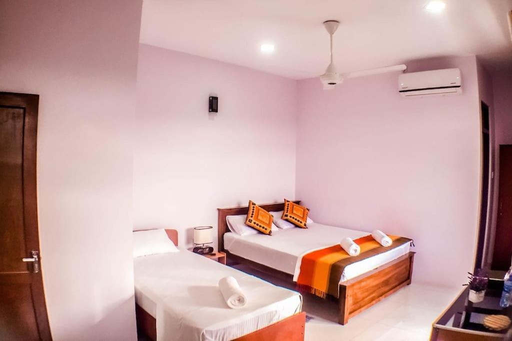Saru Holiday Apartment - Upto 6 Guests Канди Экстерьер фото