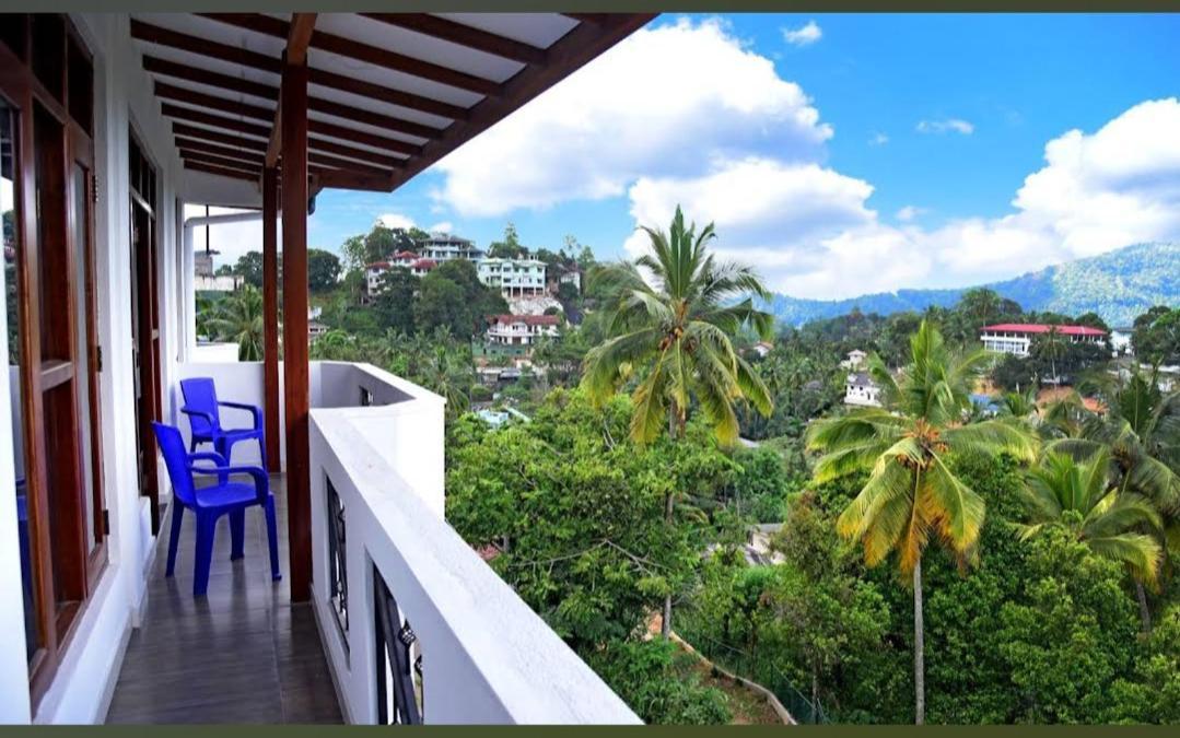 Saru Holiday Apartment - Upto 6 Guests Канди Экстерьер фото