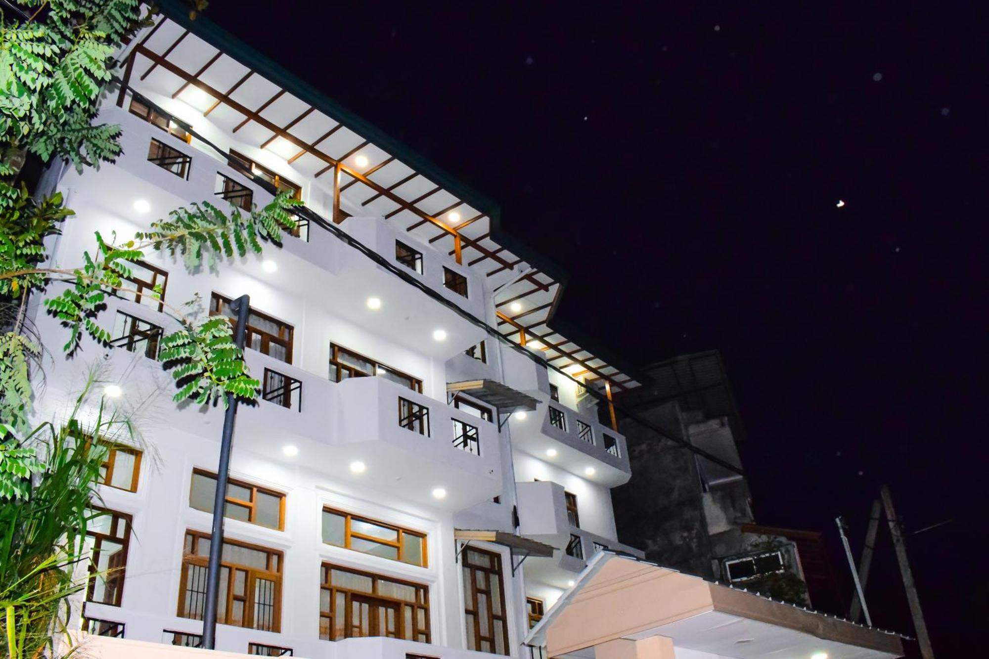 Saru Holiday Apartment - Upto 6 Guests Канди Экстерьер фото